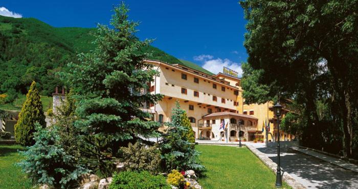 Leo Hotel Leonessa Kültér fotó